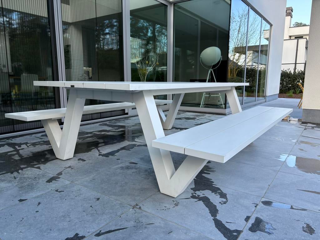Picknicktafel in wit aluminium met 8 zitkussens, Table à dinner, Salons de jardin, Aluminium, Comme neuf