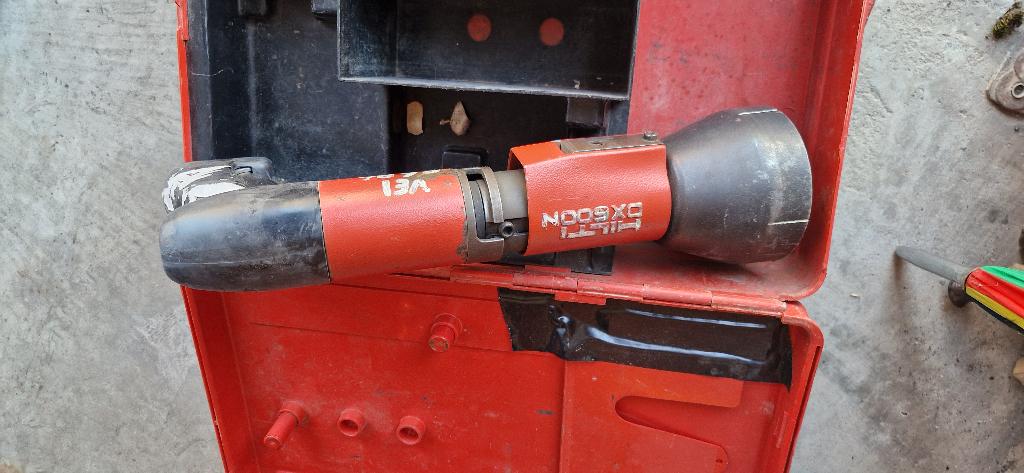 Hilti Schiethamer Hilti DX 600N, Doe-het-zelf en Bouw, Ophalen, Gebruikt