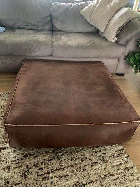 Poef, Ophalen, Vierkant, 75 tot 100 cm, Zo goed als nieuw