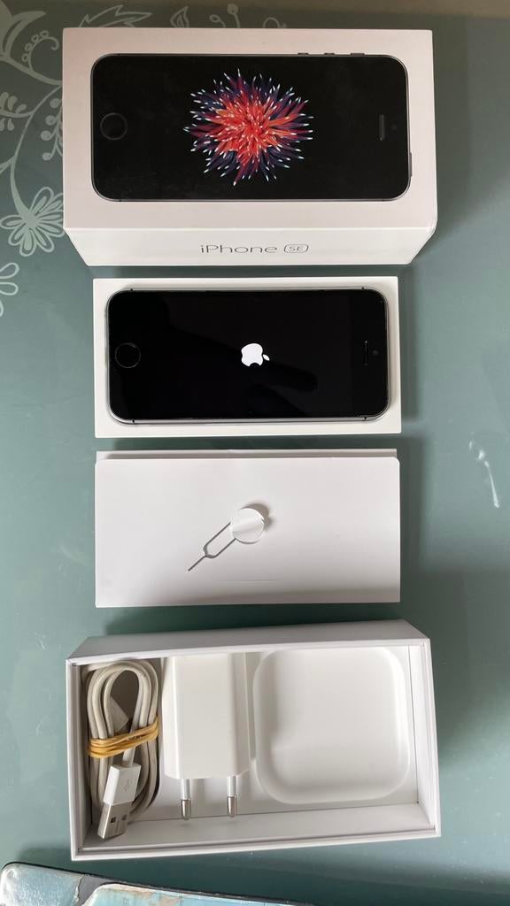 Apple iPhone SE (1re génération), Télécoms, Téléphonie mobile | Apple iPhone, Autres modèles, Gris, Enlèvement ou Envoi