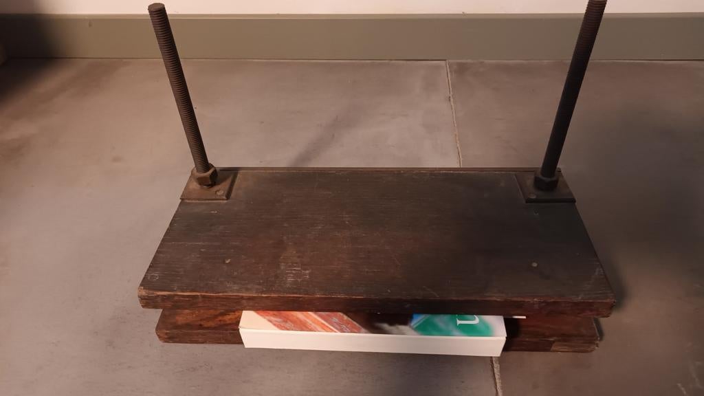 Presse de reliure, Enlèvement, Utilisé