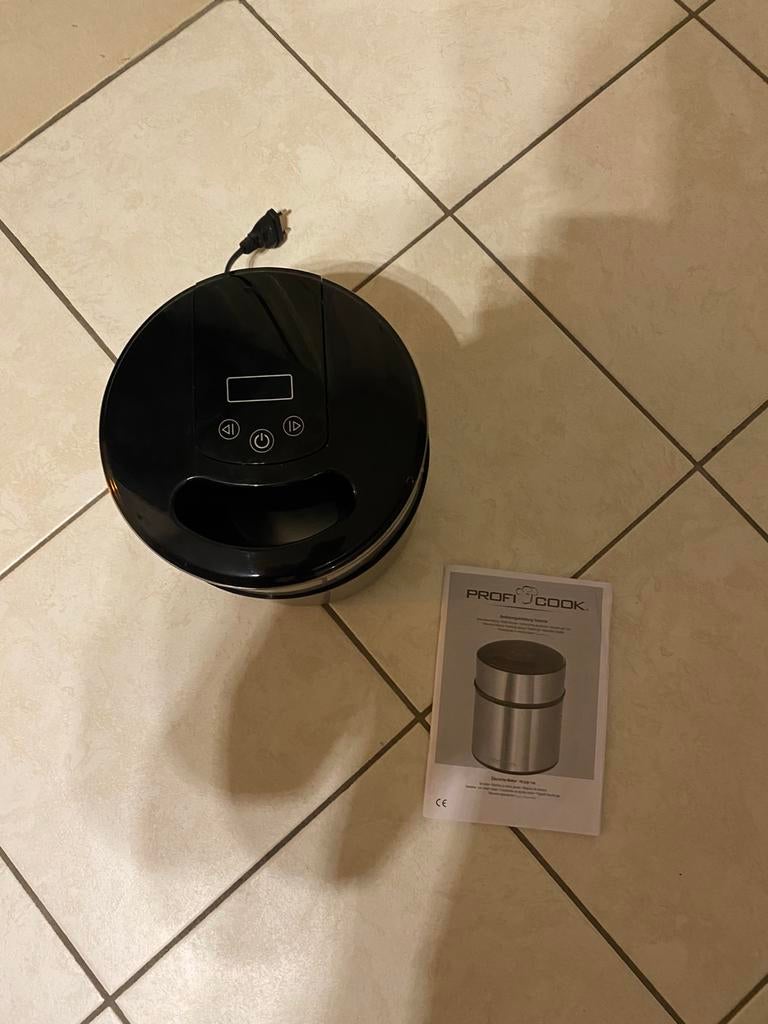 Ijsmachine in hele goede staat, Elektronische apparatuur, Ophalen of Verzenden, Zo goed als nieuw