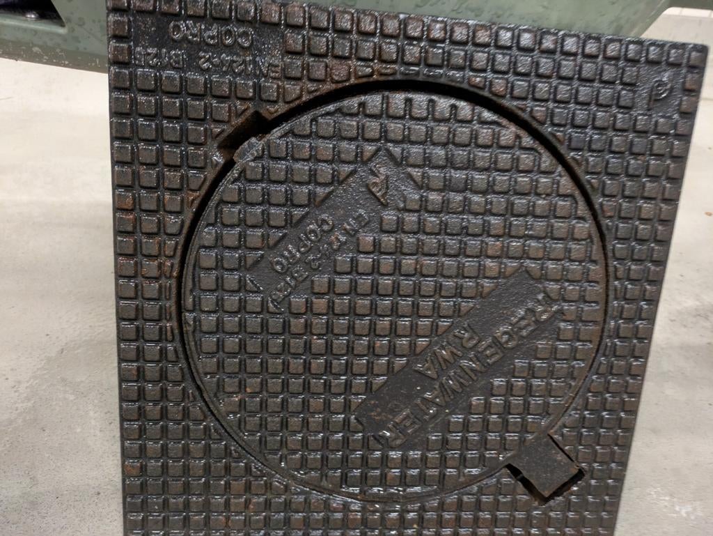 Gietijzeren putdeksel 40x40, Ophalen