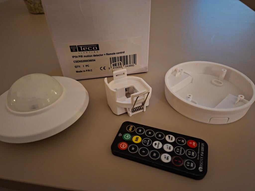 Système PIR Motion « Teco » intégré ou en surface, Enlèvement ou Envoi, Encastré(e)