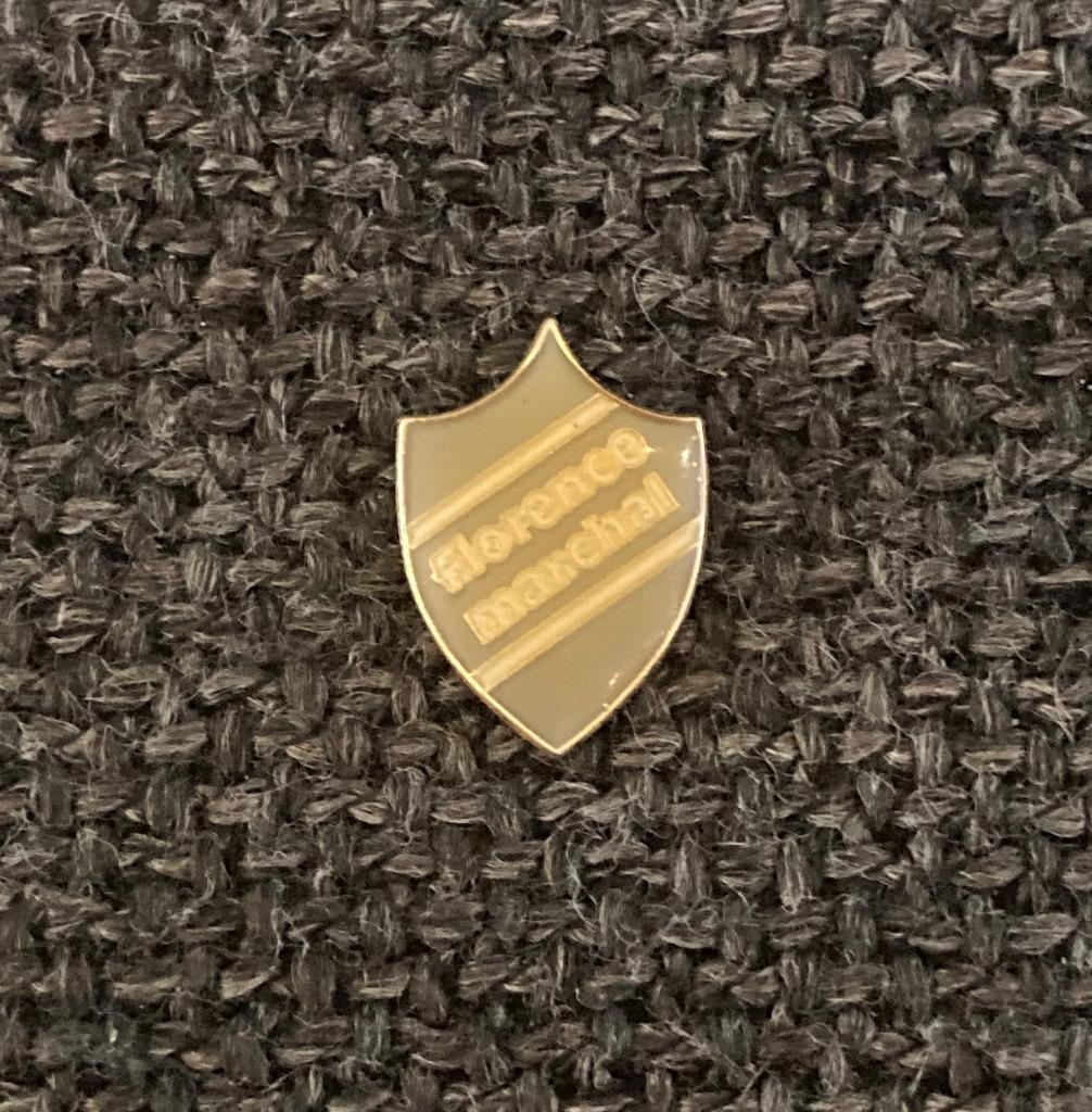 PIN - FLORENCE MARCHAL, Collections, Envoi, Utilisé, Autres sujets/thèmes, Insigne ou Pin's