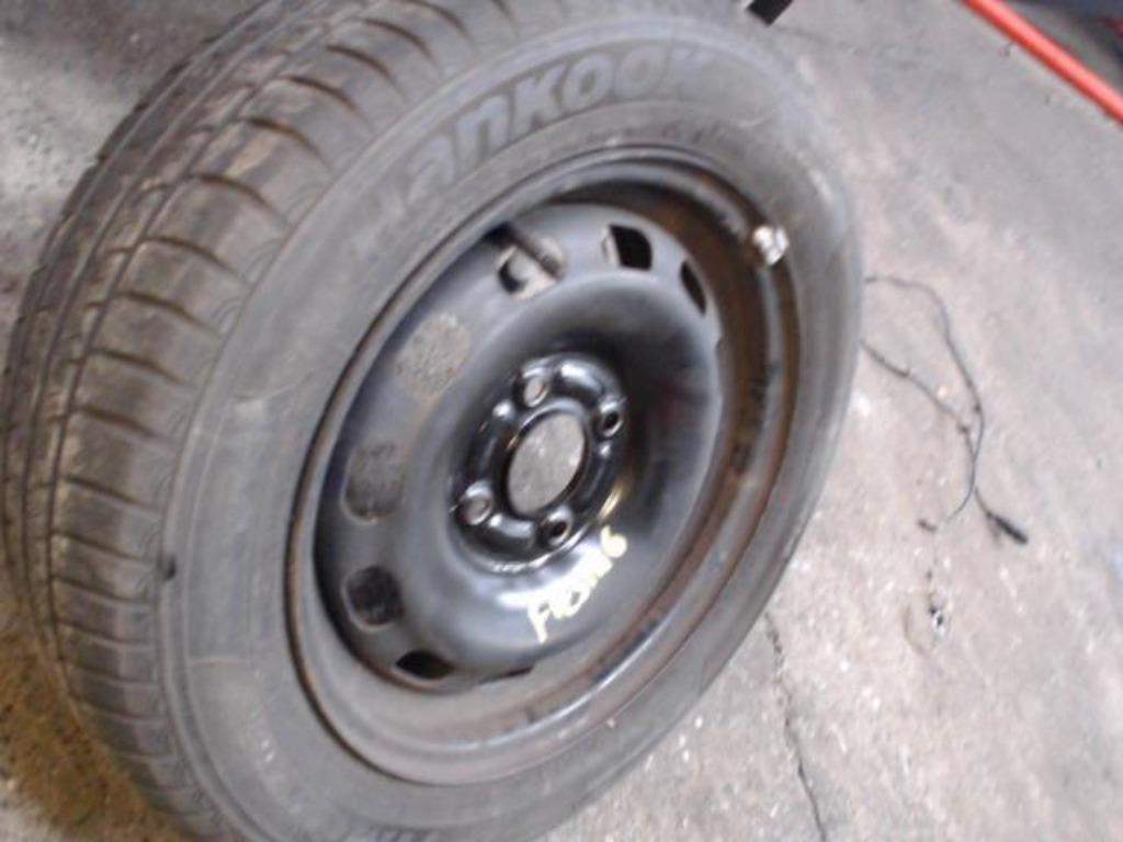 Roue Ford Fiesta 6 175/65r14 4 trous LP/14530, Autos : Pièces & Accessoires, Autres pièces automobiles, Ford, Utilisé, Enlèvement