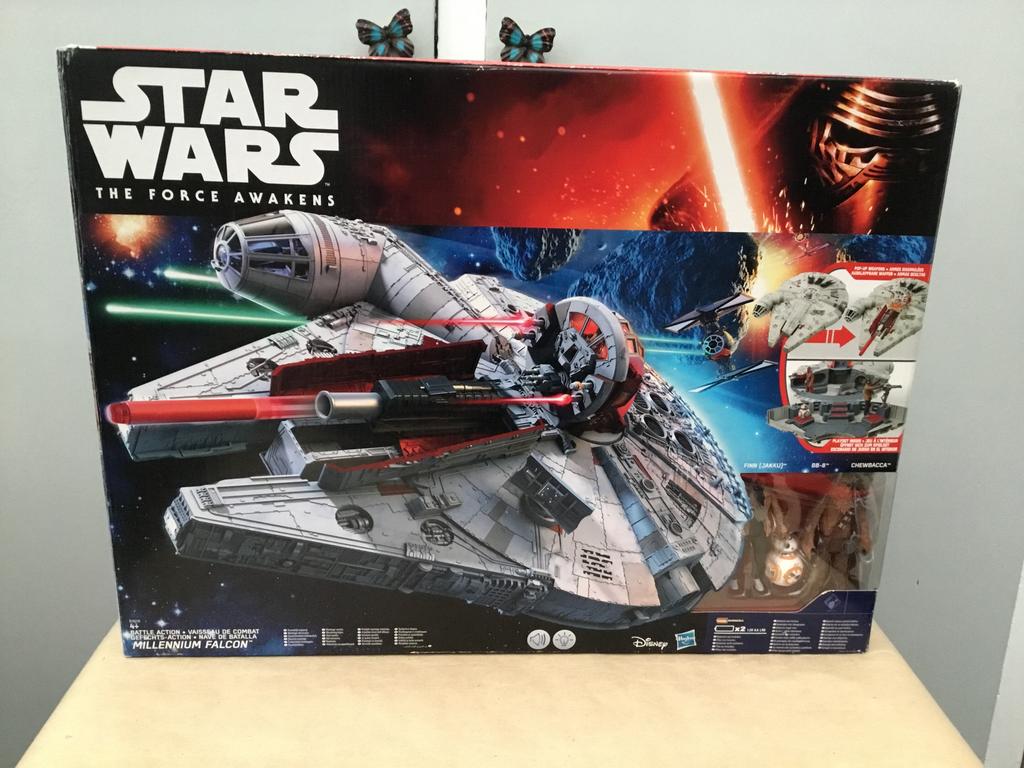Hasbro Star Wars Le Réveil de la Force Millenium Falçon, Enlèvement ou Envoi, Comme neuf