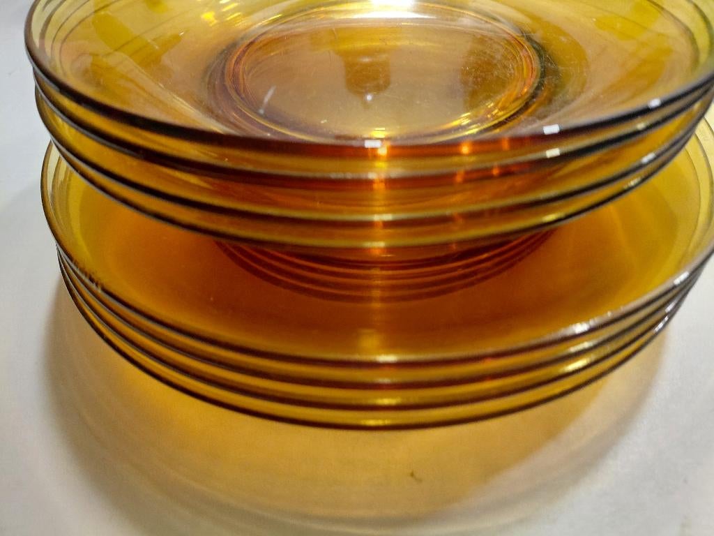 Assiettes vereco ambrées, Enlèvement, Utilisé, Verre, Assiettes(s)