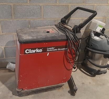 poetsmachine, schrobmachine Clarke, Doe-het-zelf en Bouw, Reinigingsmachines, Ophalen, Gebruikt, Schrobmachine
