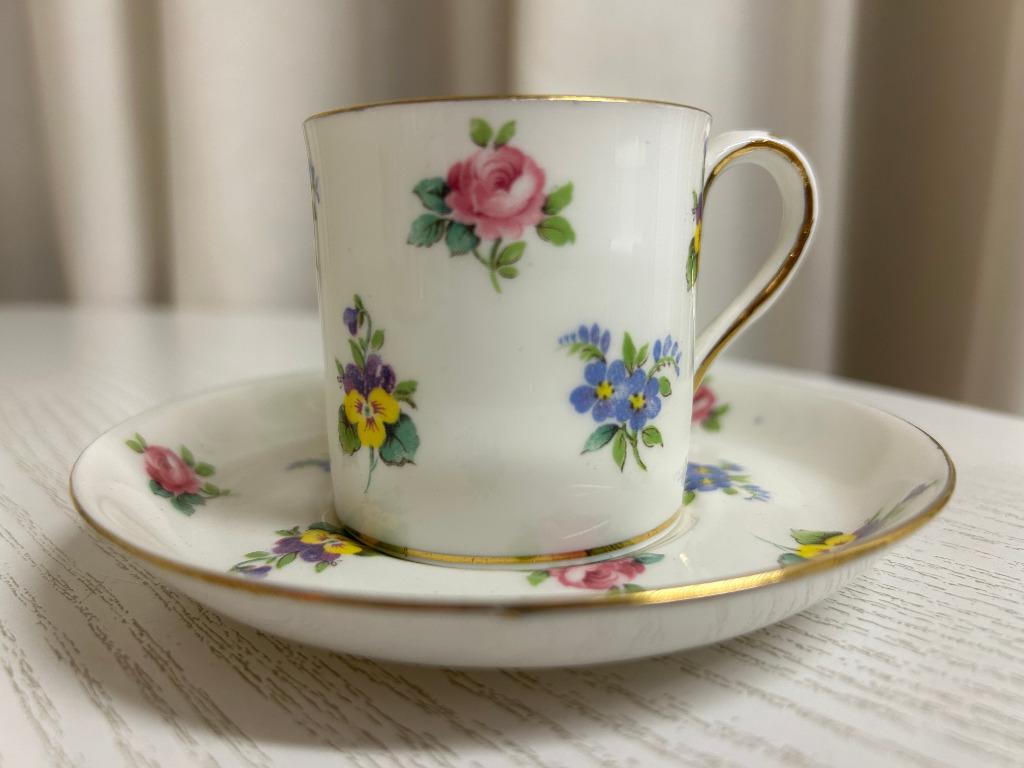 Porcelaine Saffordshire Fine Bone - Demitasse, Enlèvement