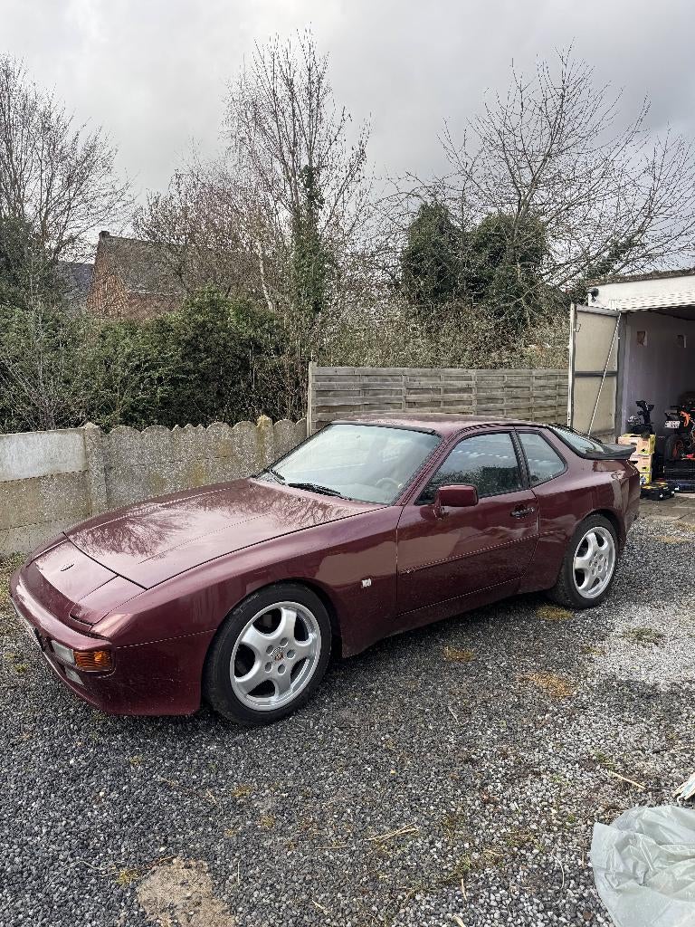 Porsche 944 Sport exhaust // gt2 cup rims, Auto's, Porsche, 4 zetels, Achterwielaandrijving, Zwart, 4 cilinders