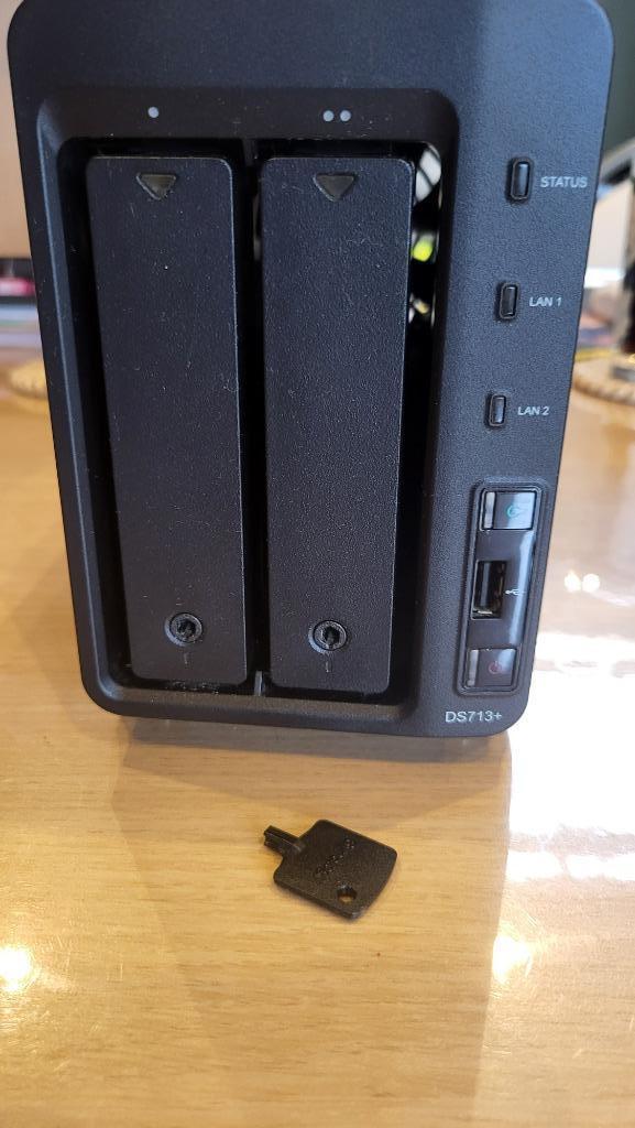 Synology DS713+ Met 2x1TB WD RED SSD, Ophalen, Gebruikt