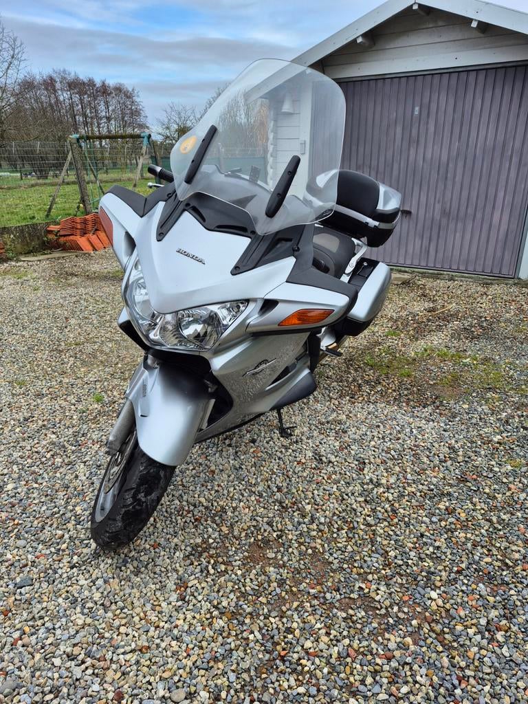 Honda Pan European ST1300, Motos, Motos | Honda, Particulier, Poignées chauffantes