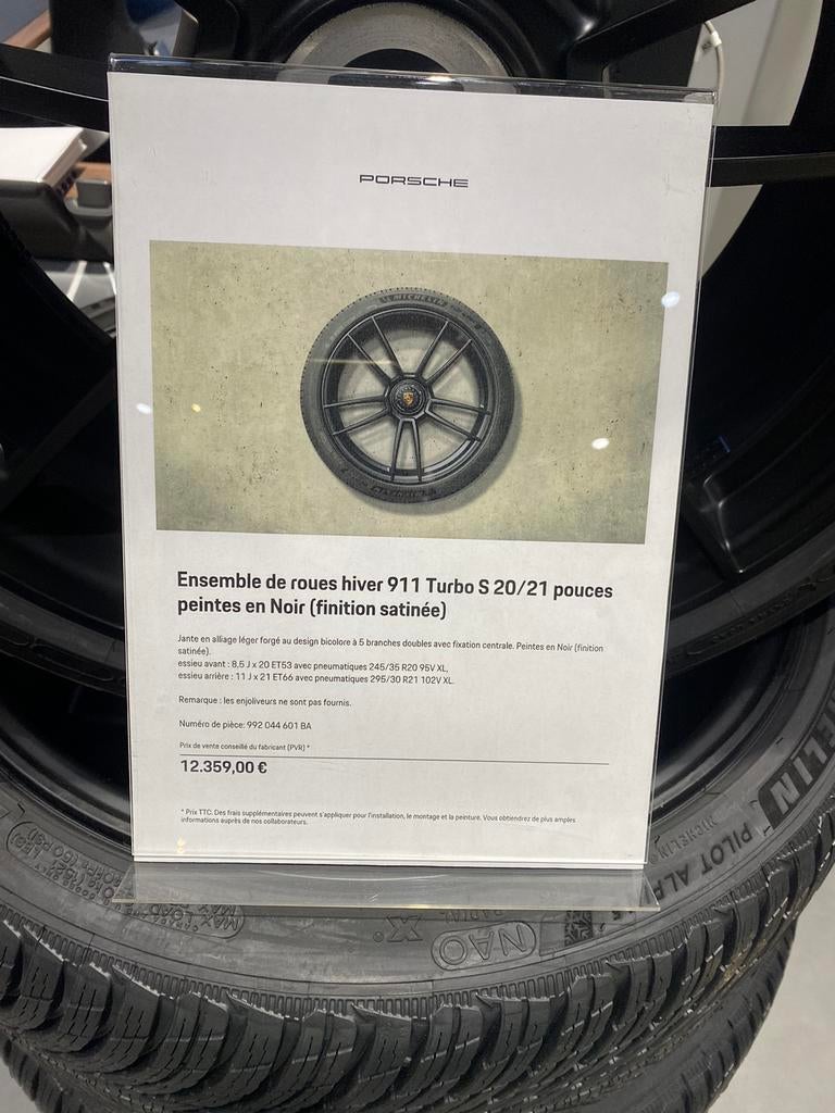 Jnates alu + pneus hiver porsche 992 turbo S + GTS + GT3, Autos : Pièces & Accessoires, Pneus & Jantes, Enlèvement, Pneus hiver