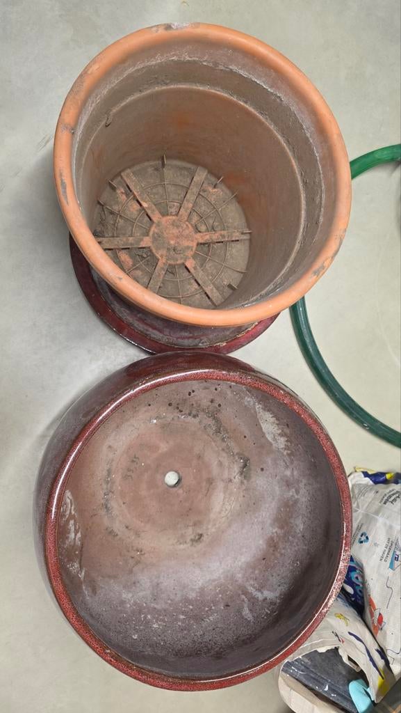 grand pot de fleurs en céramique avec soucoupe — Ø 50 cm/hau, Enlèvement, Rond, Terracotta