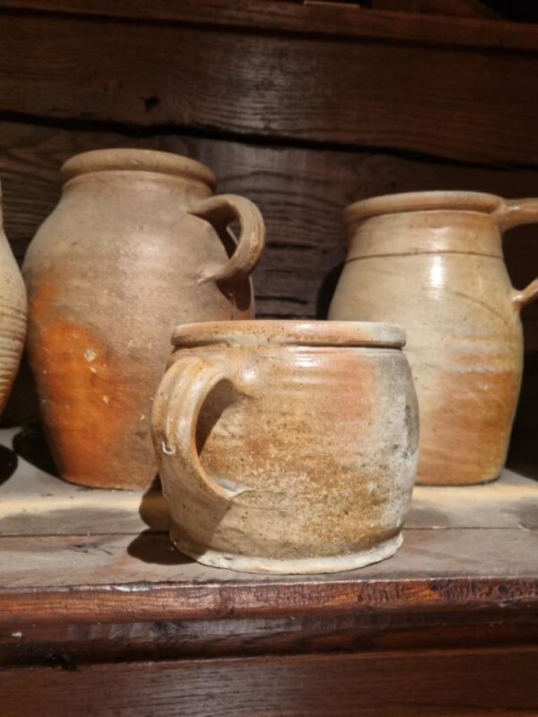 Gebakken stenen kruik, Enlèvement