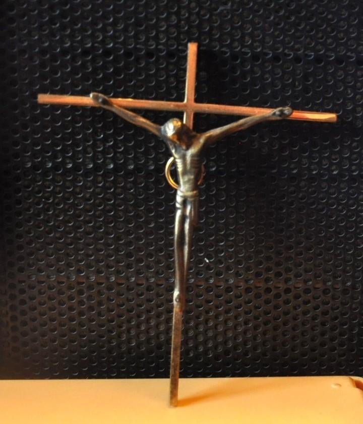 crucifix mural en laiton et bronze (n1), Antiquités & Art, Enlèvement ou Envoi