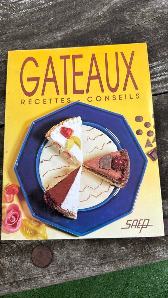 Gâteaux, Ophalen, Zo goed als nieuw