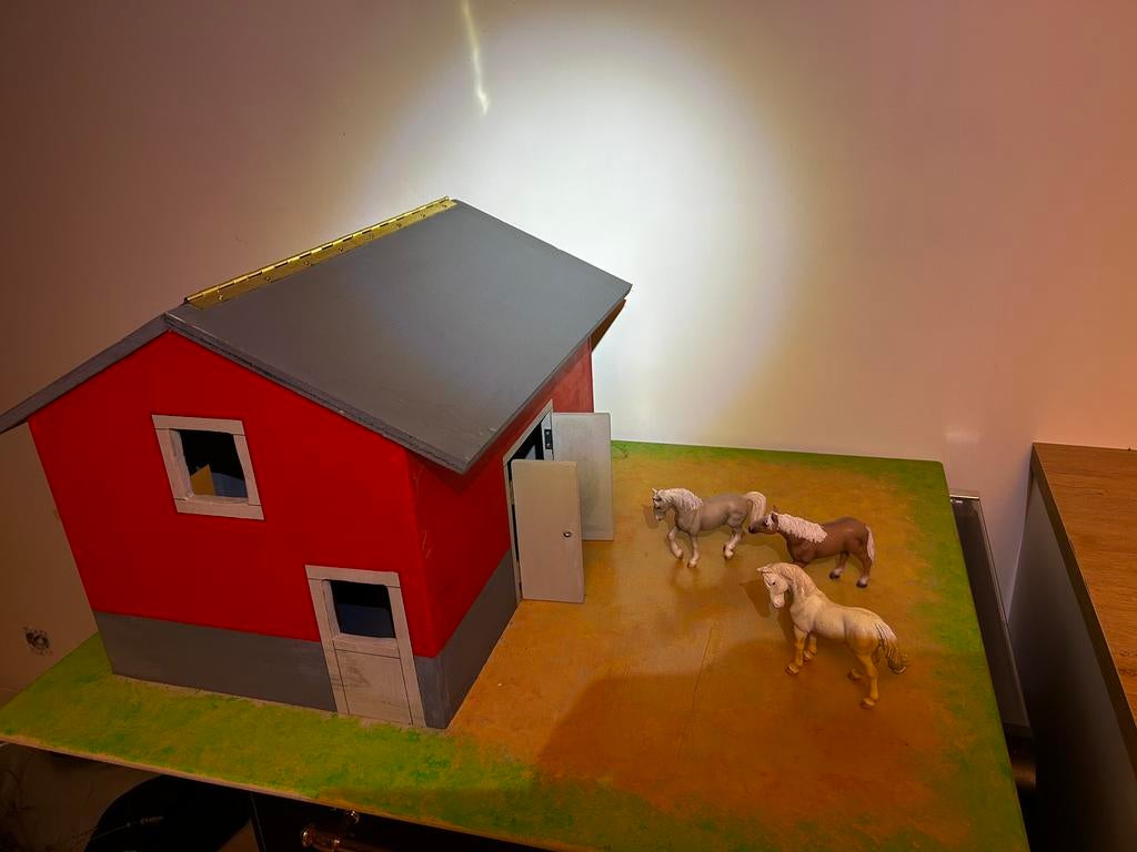 Ecurie pour chevaux Schleich, Collections, Jouets miniatures, Utilisé, Enlèvement