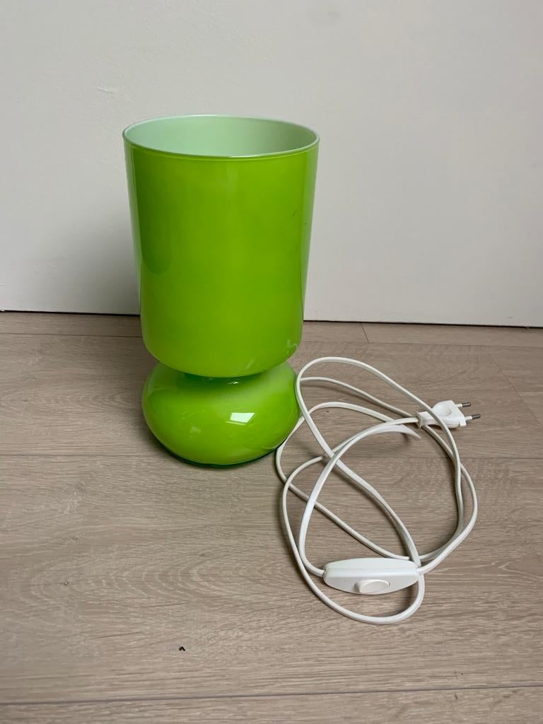 IKEA Lykta - Tijdloze groene retro lamp, Huis en Inrichting, Lampen | Tafellampen, Zo goed als nieuw, Glas, Ophalen of Verzenden