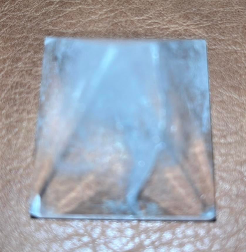 Kwartskristal piramide - 46gram - 36mm x 36mm x 34mm, Verzamelen, Ophalen of Verzenden