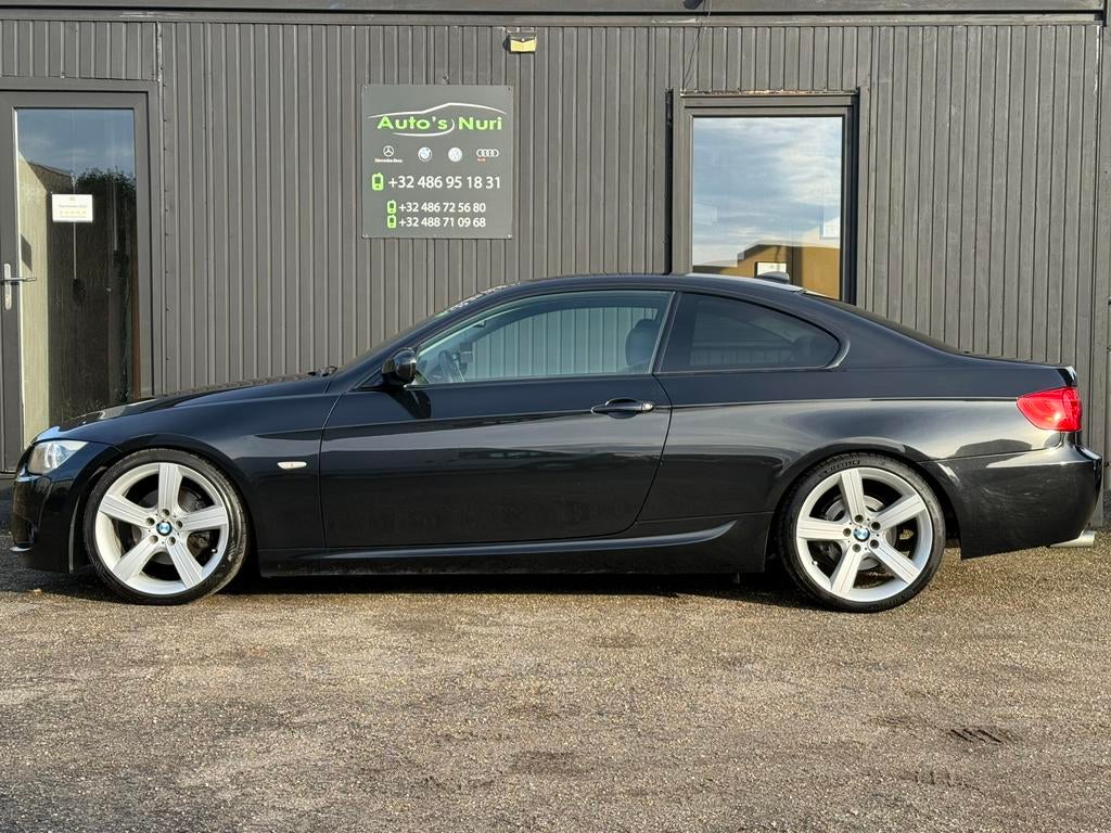 Bmw 320d e92 lci coupe M-pakket diesel 184ps 12M GARANTIE, Auto's, BMW, Euro 5, Achterwielaandrijving, Zwart, USB