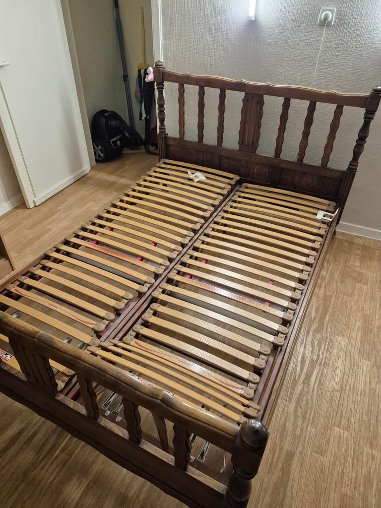 Lit double en bon état., Enlèvement