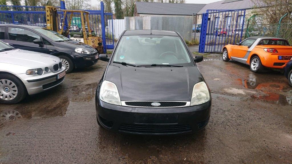 Ford Fiesta 1300cc essence 2005 164000km 1 prop clim GARANT, Auto's, Voorwielaandrijving, Stof, Zwart, Bedrijf