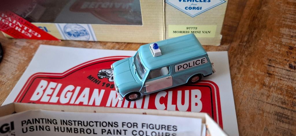 MINI Van Mk1 Morris POLICE Panda Blue 1/43 CORGI Neuf + Box, Hobby & Loisirs créatifs, Voitures miniatures | 1:43, Enlèvement ou Envoi