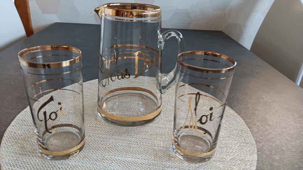 Carafe bord doré Nous Deux + 2 verres bords dorés Toi. Moi, Enlèvement ou Envoi, Neuf