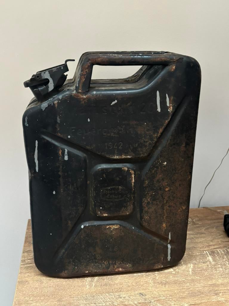 Jerrycan Allemand 1942, Verzamelen, Militaria | Tweede Wereldoorlog, Ophalen of Verzenden