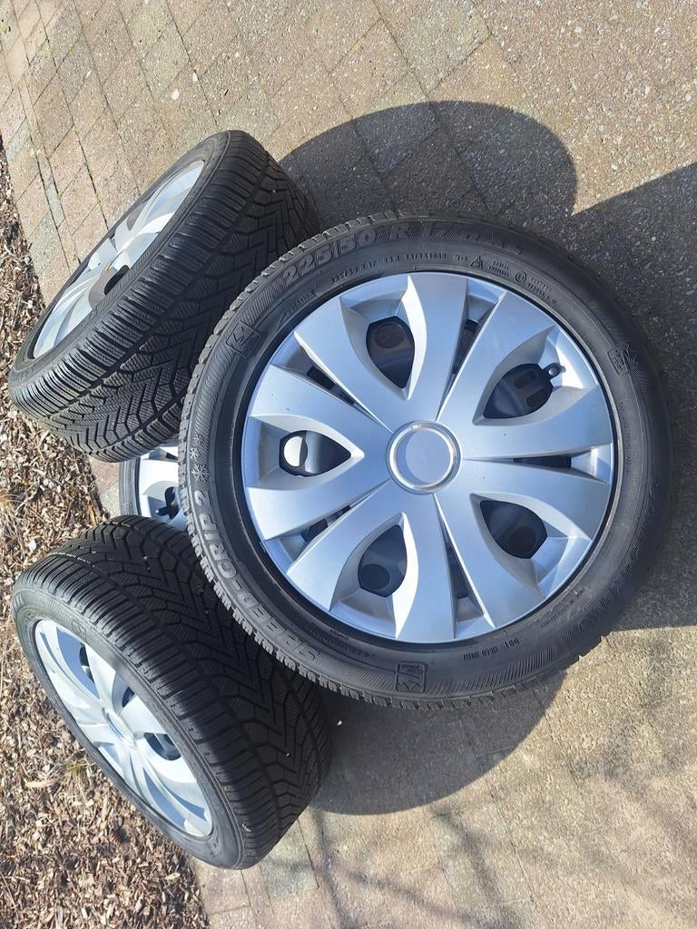 4 Winterbanden 225 50 R17 98H, Autos : Pièces & Accessoires, Pneus & Jantes, Enlèvement, Pneus hiver