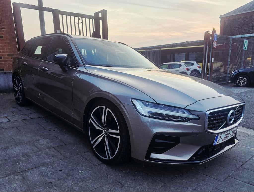 Volvo V60 R-design D3, Cuir, Achat, Euro 6, 5 portes