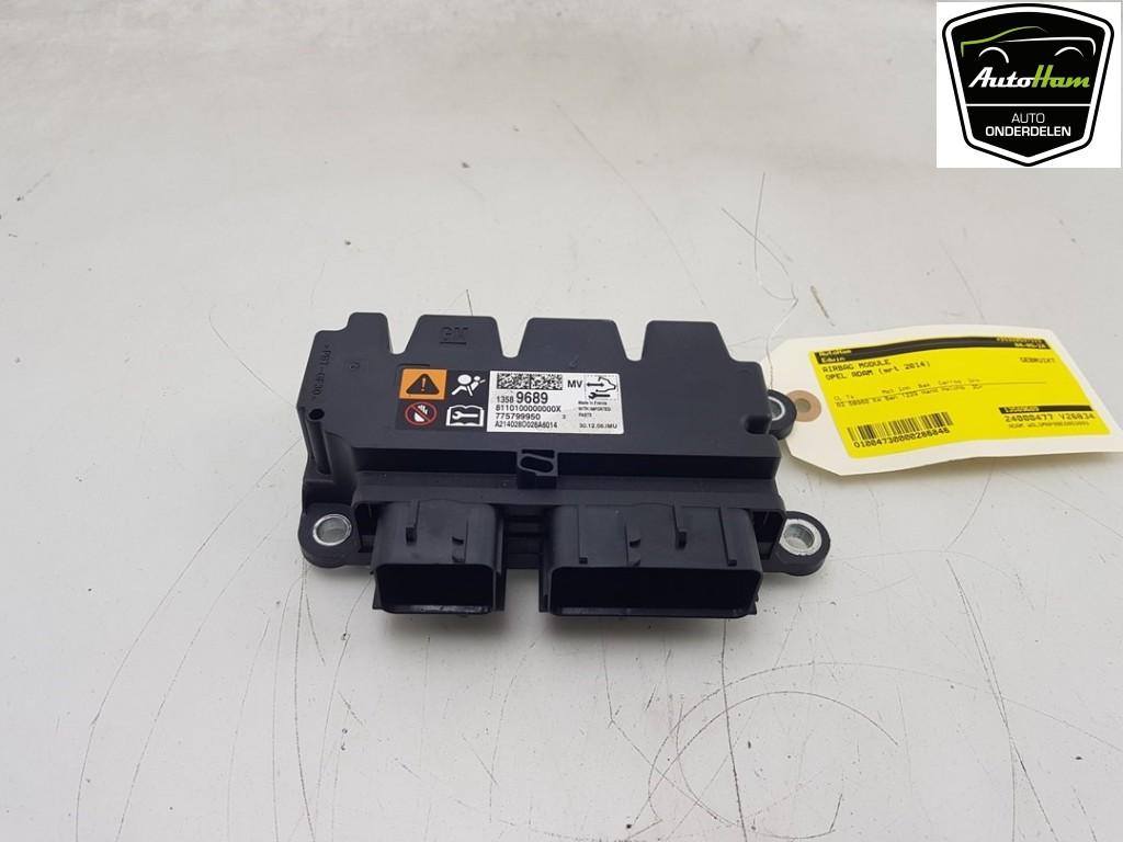 COMPUTER AIRBAG Opel Adam (|13589689|13589405|), Gebruikt, Opel