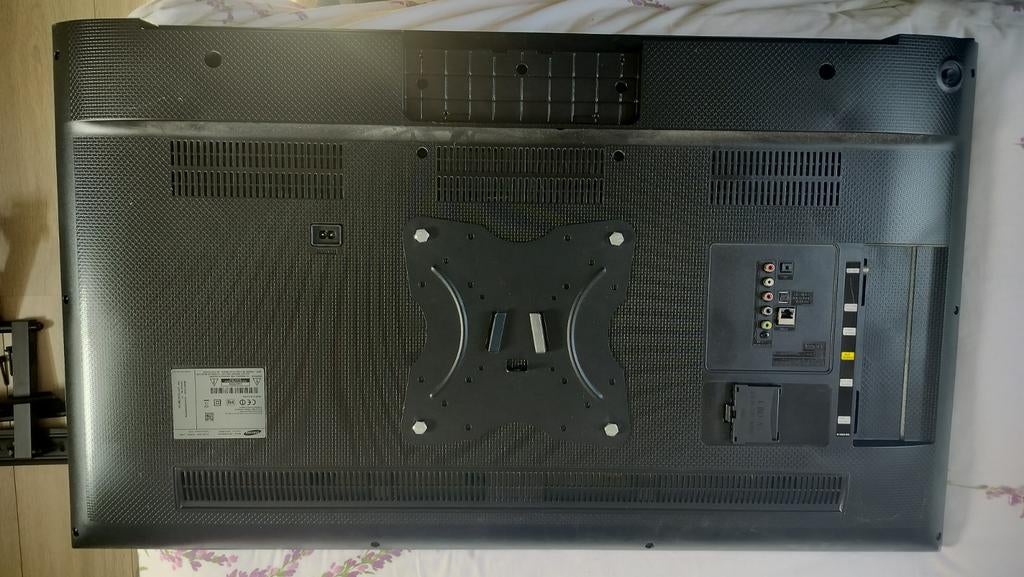 Téléviseur Samsung avec écran LCD hMd complet de 43 pouces a, TV, Hi-fi & Vidéo, Télévisions, LCD, Samsung, Enlèvement