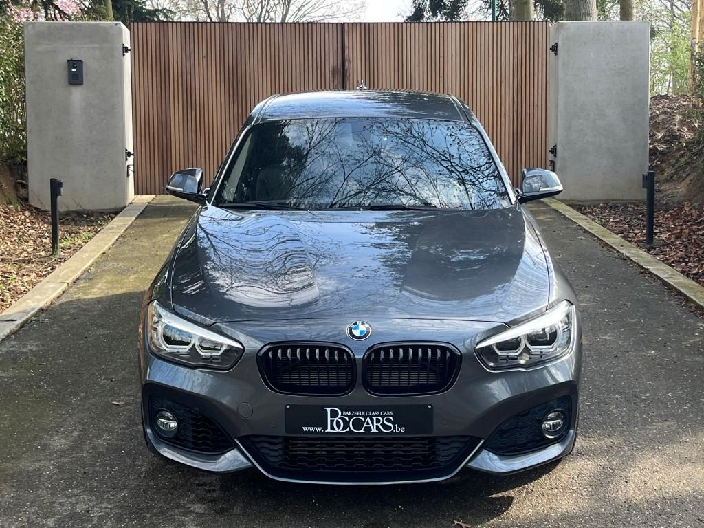 BMW 118 M-Pakket-Led-Navi-Leer-Zetelverw-Cam-18"M..., Auto's, BMW, Gebruikt, 136 pk, https://public.car-pass.be/vhr/5a187a3c-af4b-449e-aa90-f5958e8b1f52