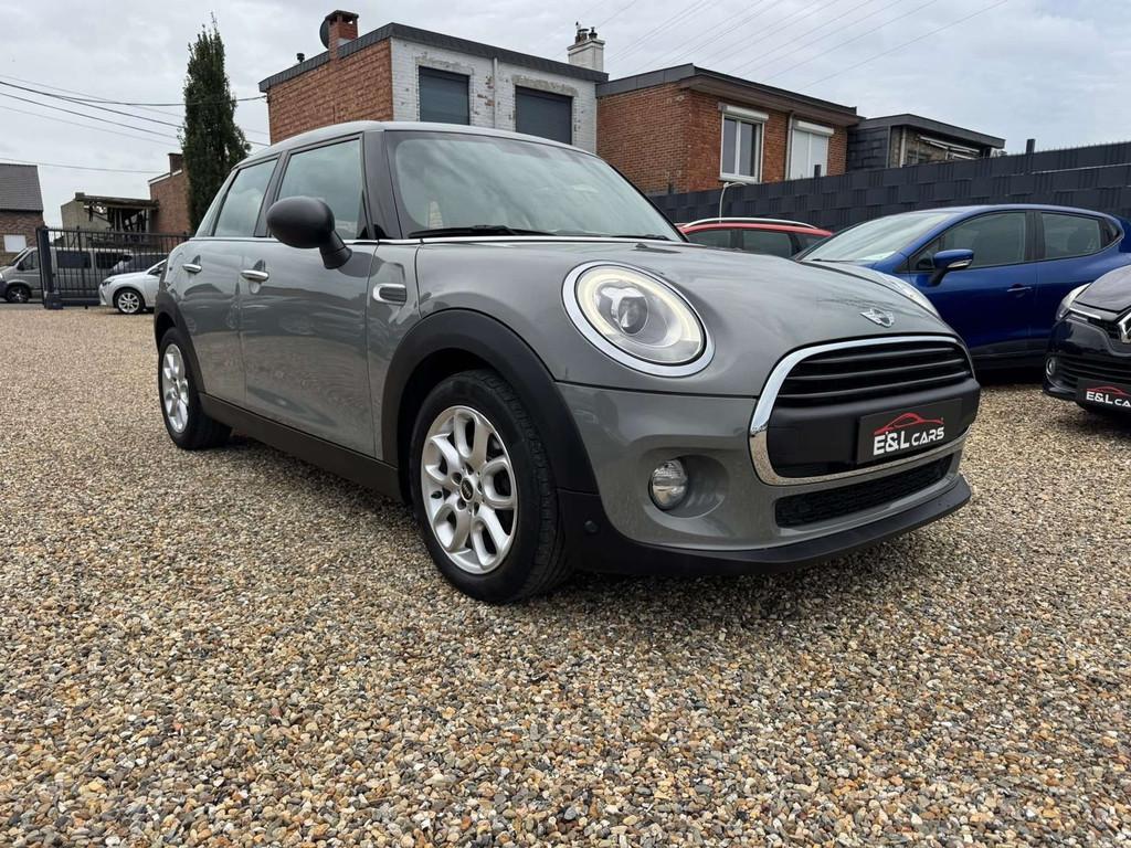 MINI One D Mini 1.5 D One *12 mois de garantie* (bj 2016), Auto's, Mini, Stof, Gebruikt, 1715 kg, 95 pk
