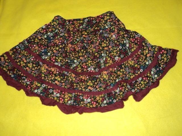 une jupe sergent major avec un chemisier pour 5euros t. 3 a, Enfants & Bébés, Vêtements enfant | Taille 110, Enlèvement ou Envoi