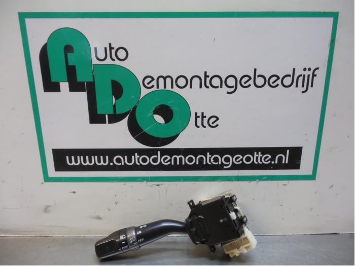 Richtingaanwijzer Schakelaar van een Lexus IS 200 (IS 200 99, Gebruikt, -, -, -