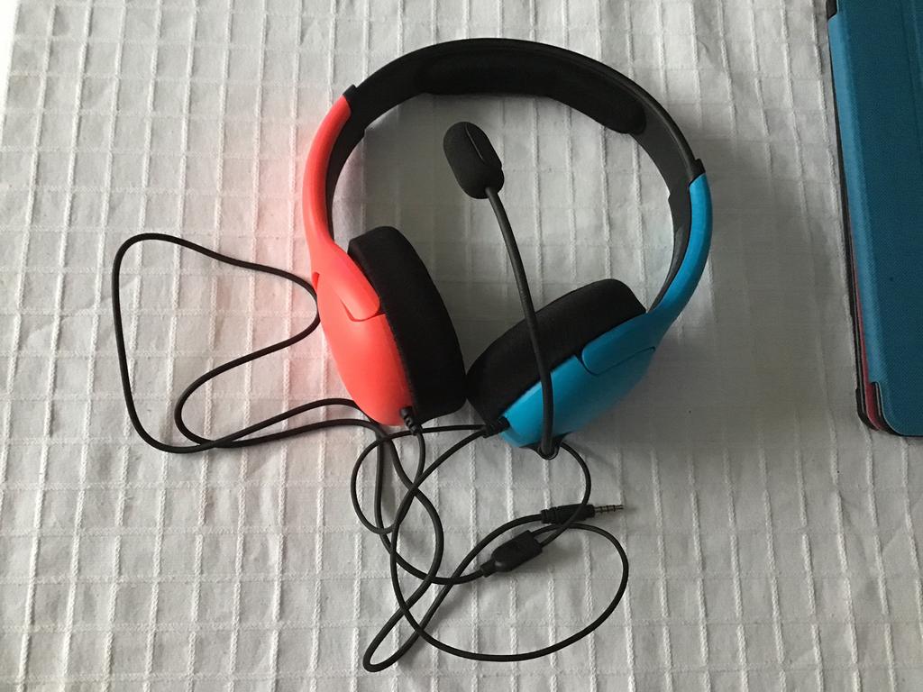 Koptelefoon/ hoofdtelefoon, Ophalen of Verzenden, Zo goed als nieuw