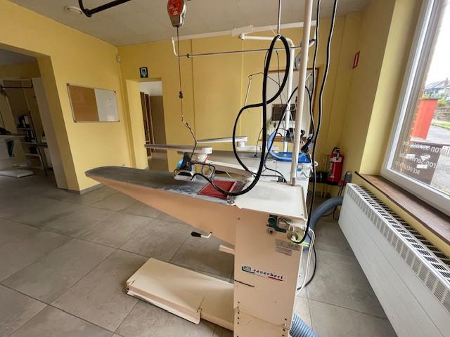 Matériel repassage professionnel, Enlèvement