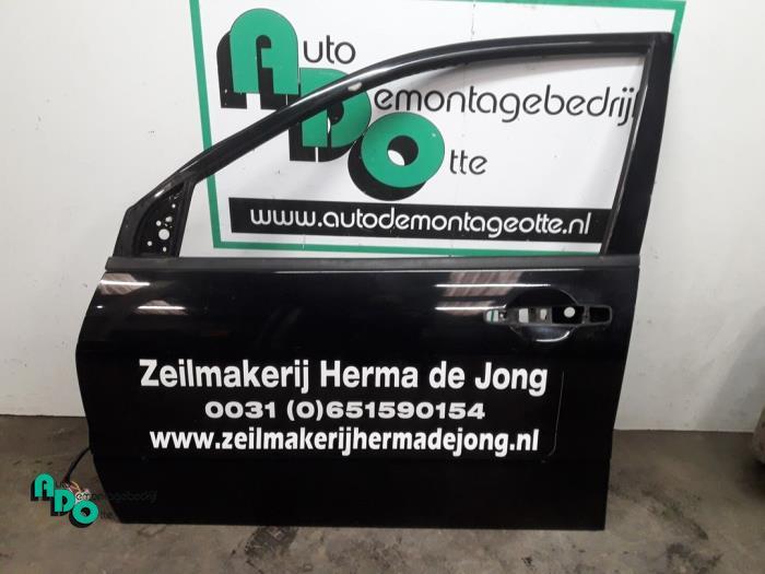 Portière 4portes avant gauche d'un Mitsubishi Lancer (Lance, -, 3 mois de garantie, Utilisé, Mitsubishi