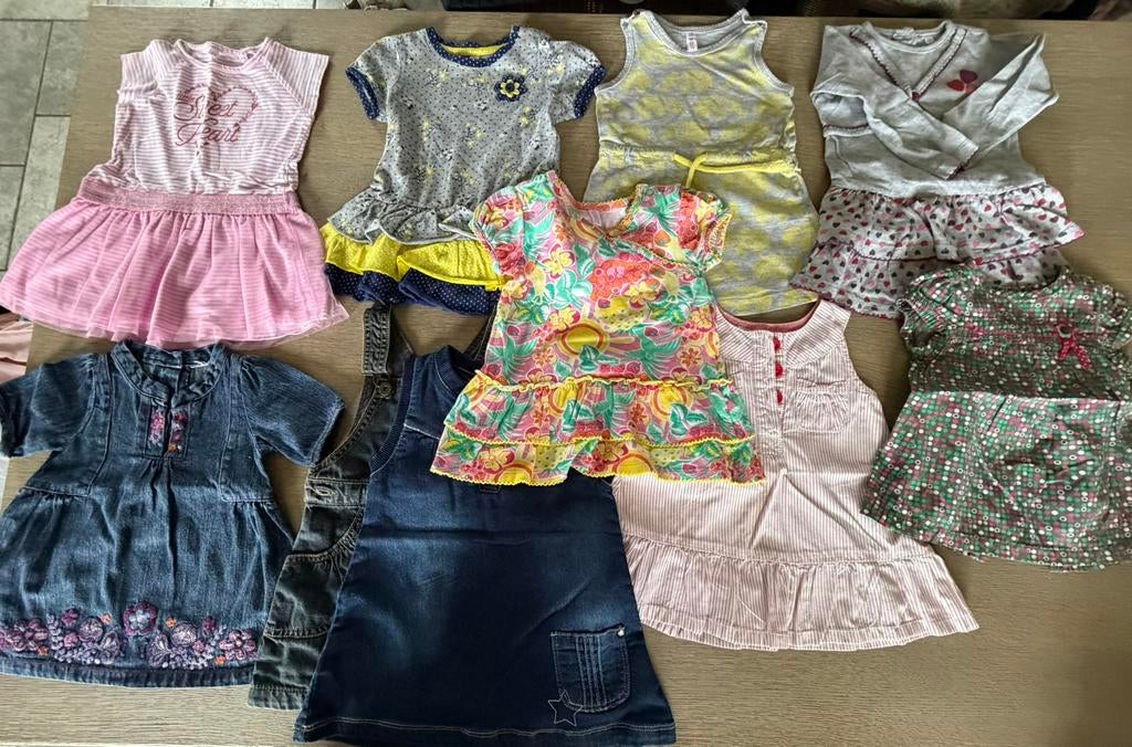 9 st nieuwe en nieuwstaat jurkjes (74), Ophalen, Zo goed als nieuw, Maat 74