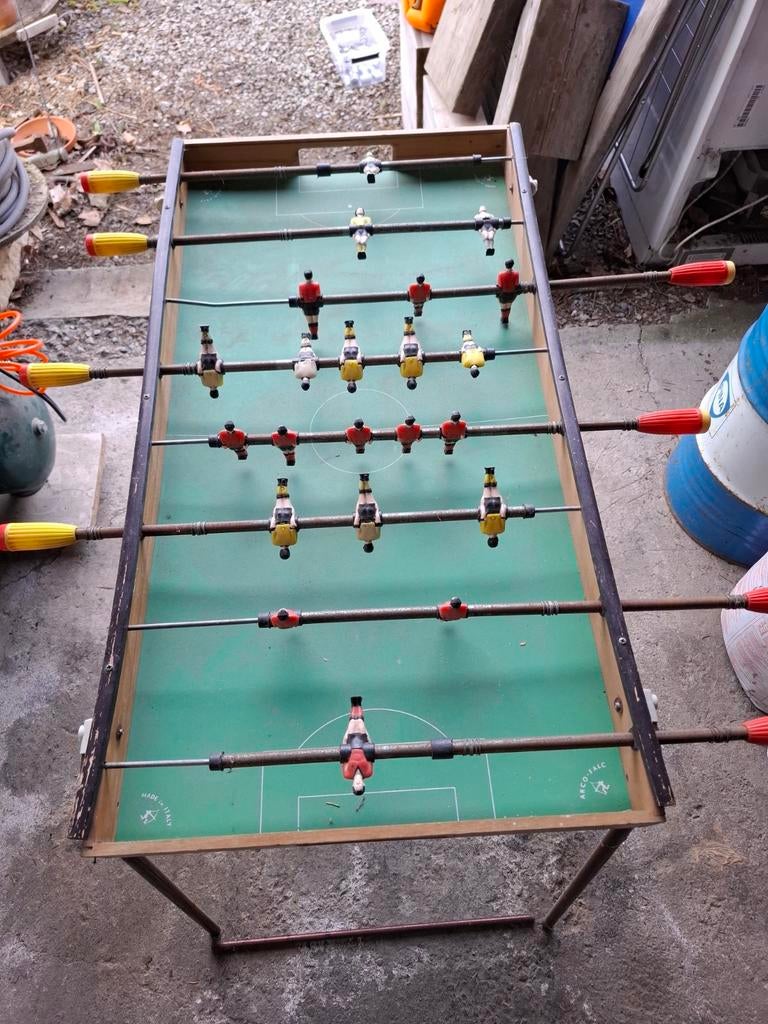 Baby-foot ancien de la marque italienne Arco-Falc, Enlèvement, Utilisé