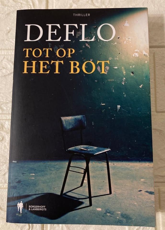Tot op het bot  " Luc Deflo " spannend boek, Boeken, Verzenden, Zo goed als nieuw, Luc Deflo