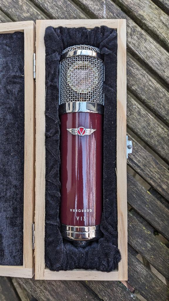 Microphone à tube Vanguard V13, Musique & Instruments, Enlèvement ou Envoi, Comme neuf, Micro studio