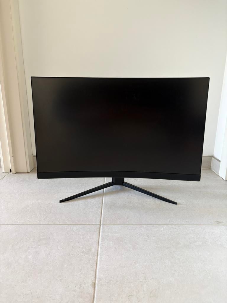 MSI G27C4 Curved 27inch monitor & Skull 32 inch monitor, Enlèvement, HD, Gaming