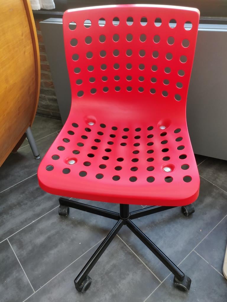 Chaise de bureau rouge design space age Ikea Skalberg, Enlèvement, Noir, Chaise de bureau