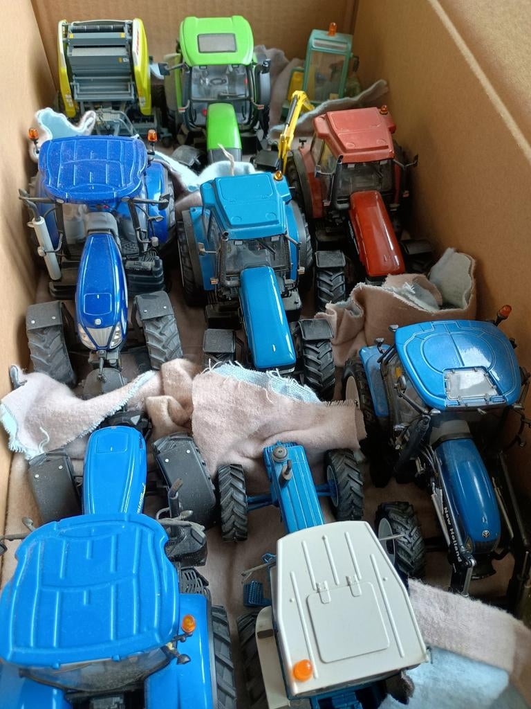 Landbouwminiaturen + paar auto's, Hobby en Vrije tijd, Modelauto's | 1:32, Ophalen, Tractor of Landbouw