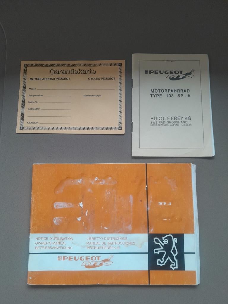 Peugeot 103 boekjes/handleiding, Fietsen en Brommers, Handleidingen en Instructieboekjes, Ophalen of Verzenden